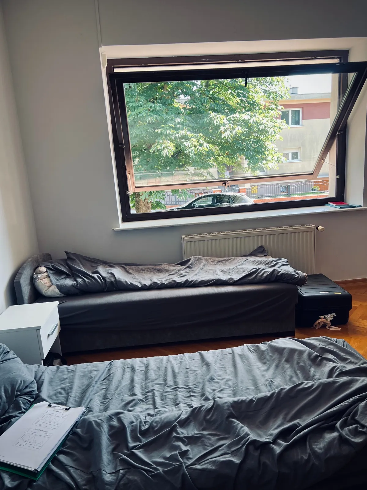rehab-center-bedroom-two-beds-window-light