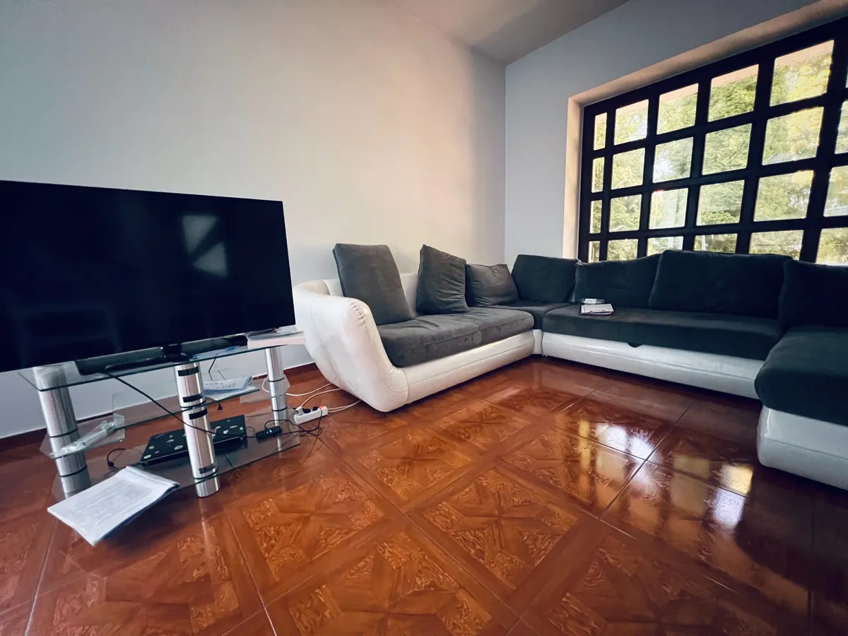 rehab-center-lounge-room-tv-comfort-area