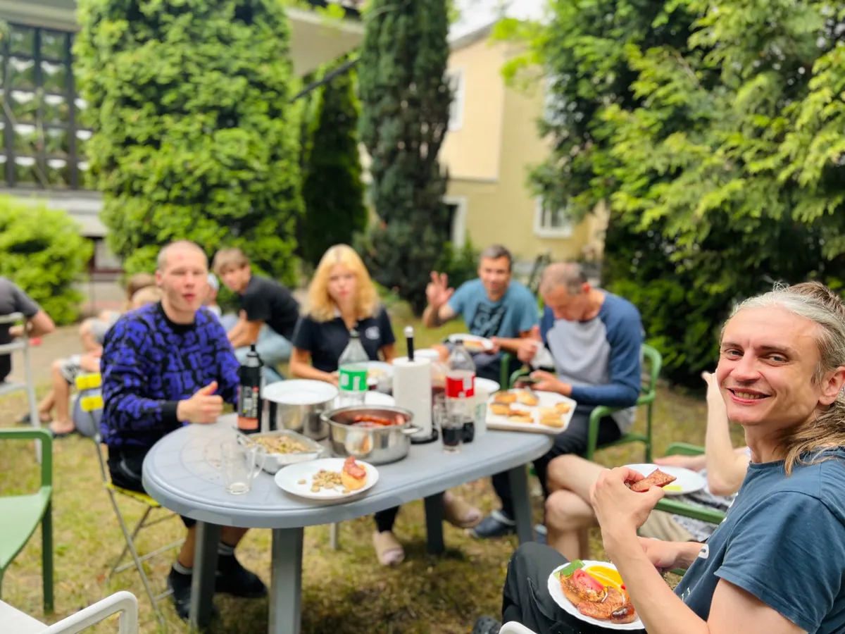 rehab-center-positive-meal-recovery-moments